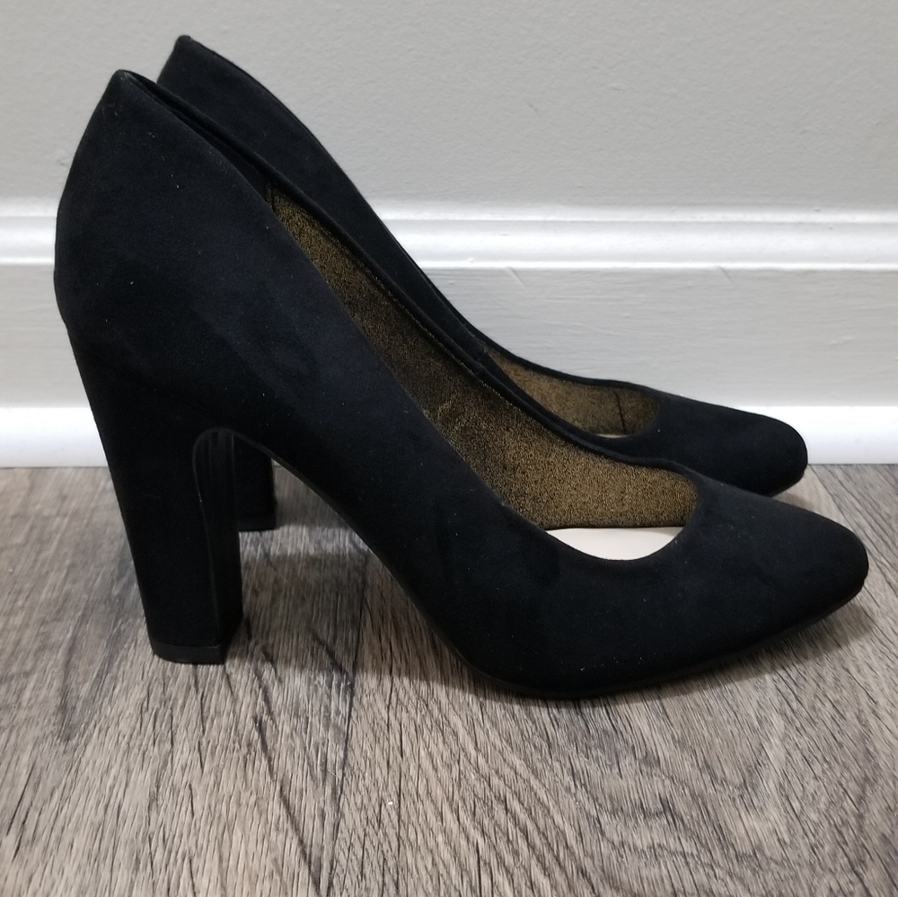 Fergie Sydney Suede Heels